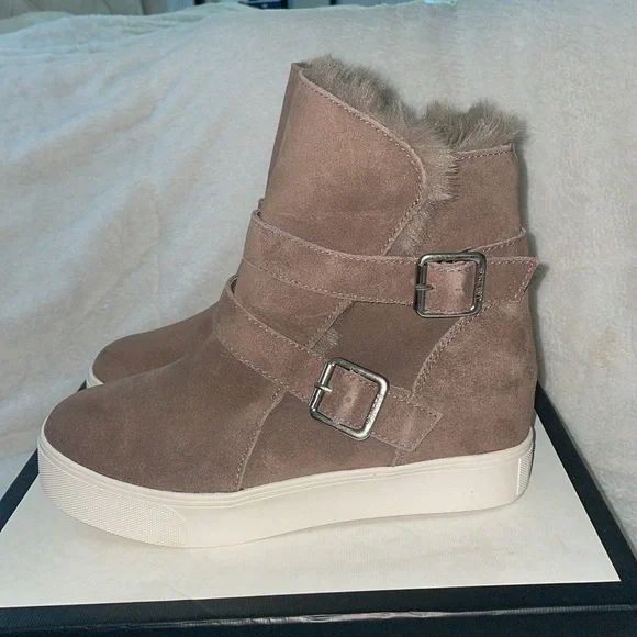 NWT J/SLIDES WELLS Taupe Suede Hidden Wedge Faux Fur Platform - Picture 13 of 16